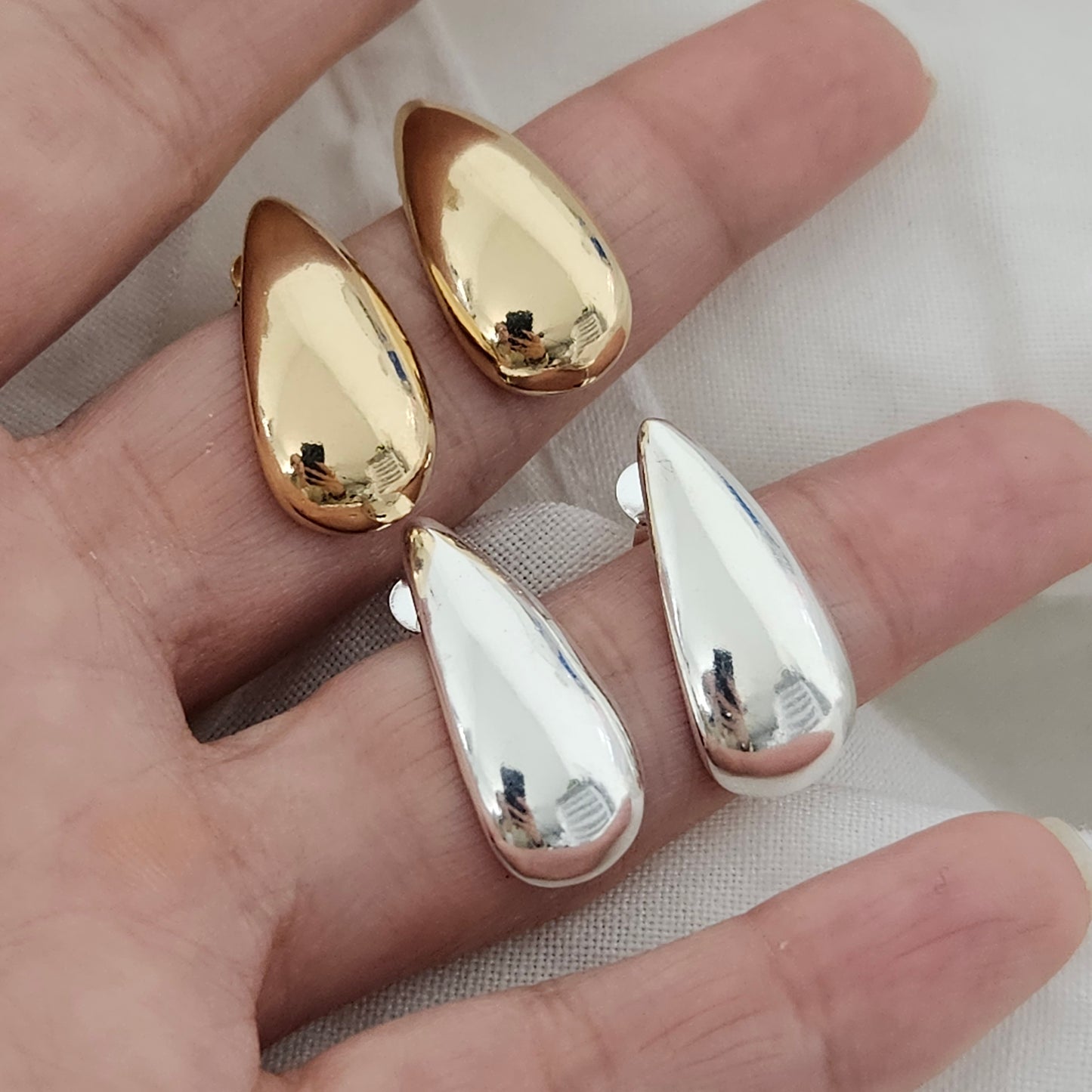 Minimalist drop hoop Mini Earrings Chunky Earrings Chunky Vintage Gold Earrings