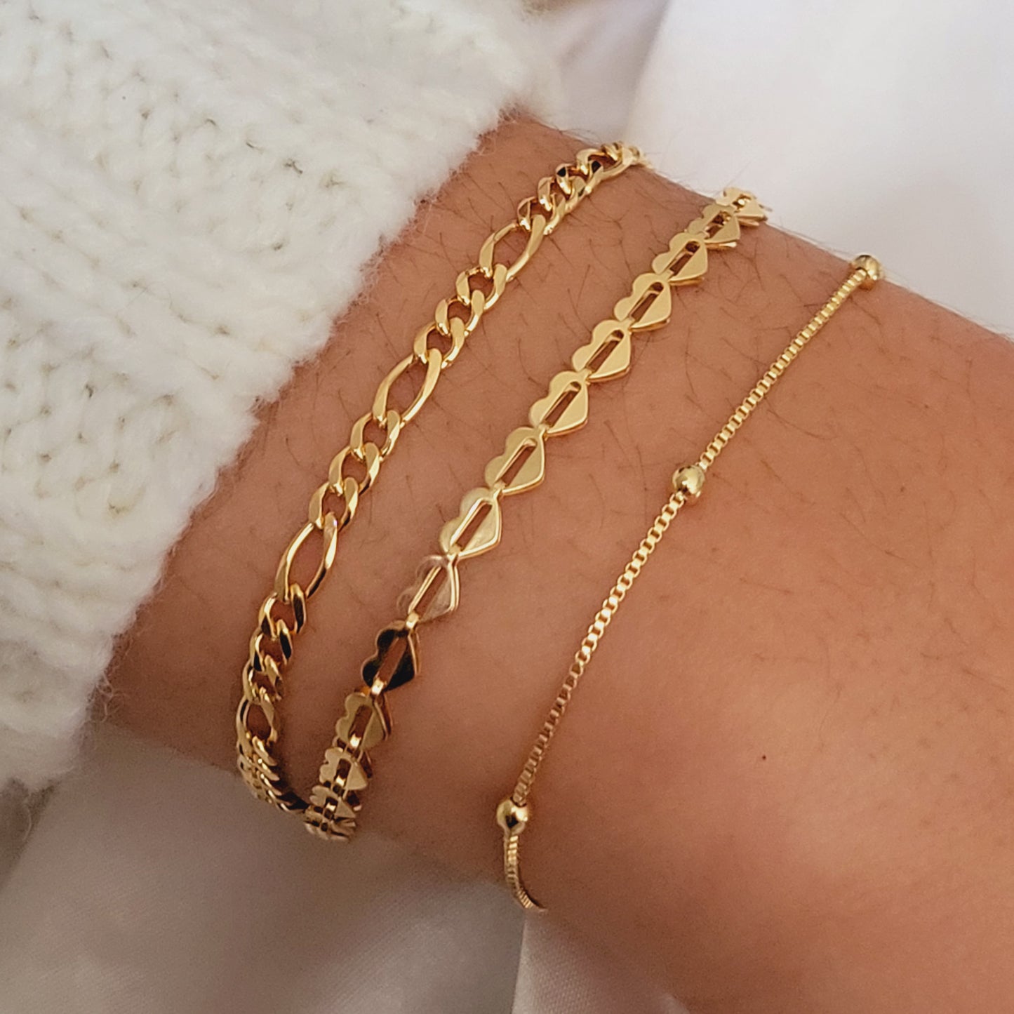 Heart Bracelet minimalist Set, 18K Gold Filled Dainty Bracelet Set, Love Bracelet, Figaro Bracelet