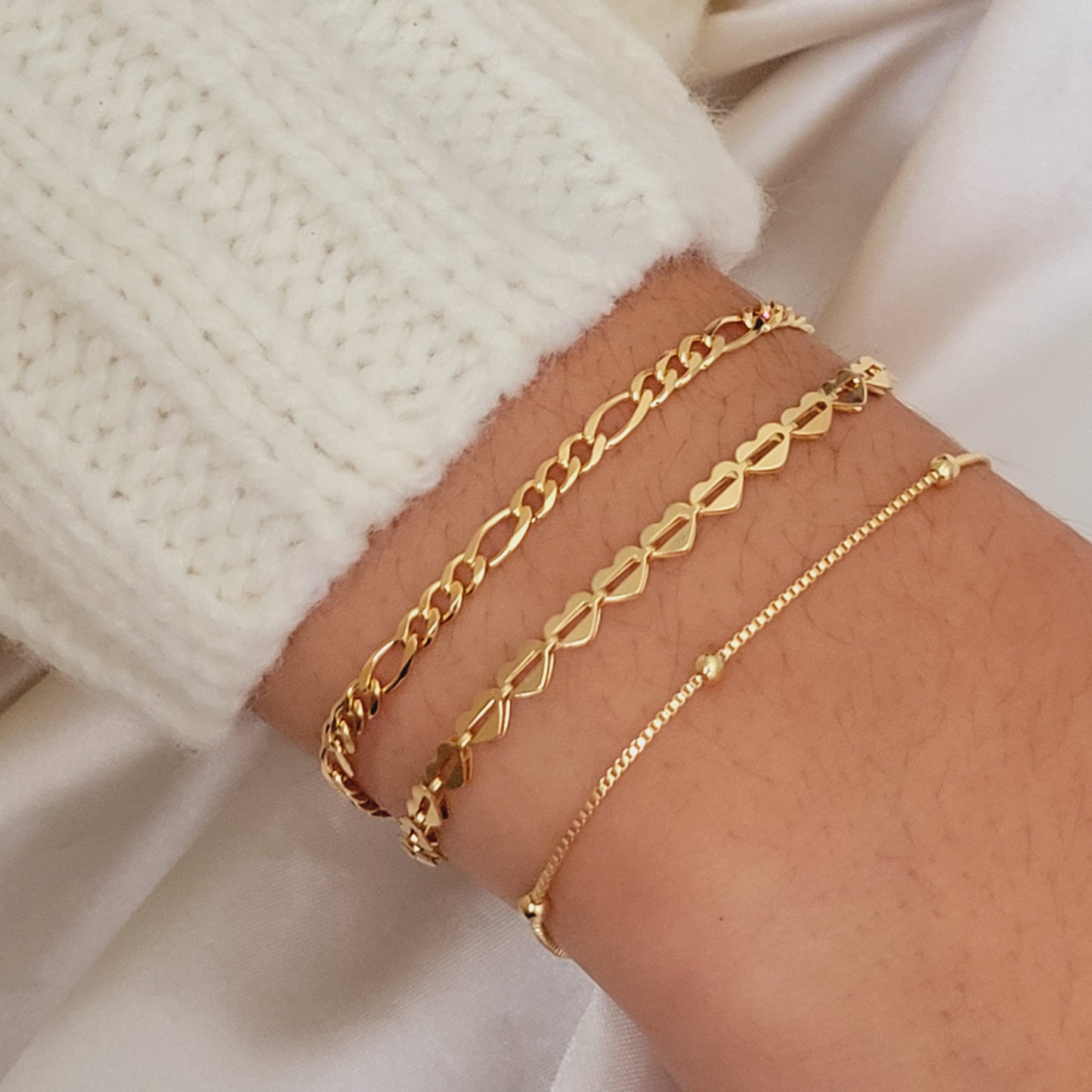 Heart Bracelet minimalist Set, 18K Gold Filled Dainty Bracelet Set, Love Bracelet, Figaro Bracelet