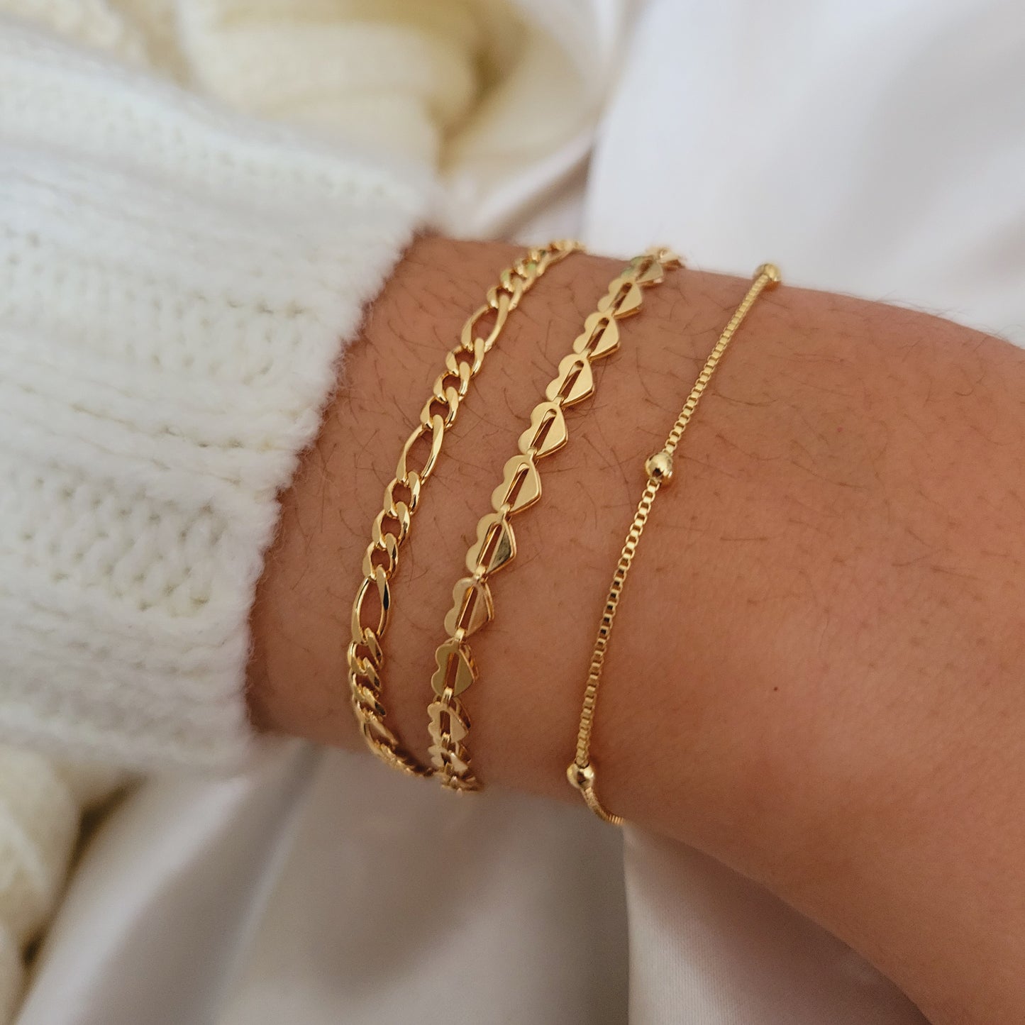 Heart Bracelet minimalist Set, 18K Gold Filled Dainty Bracelet Set, Love Bracelet, Figaro Bracelet