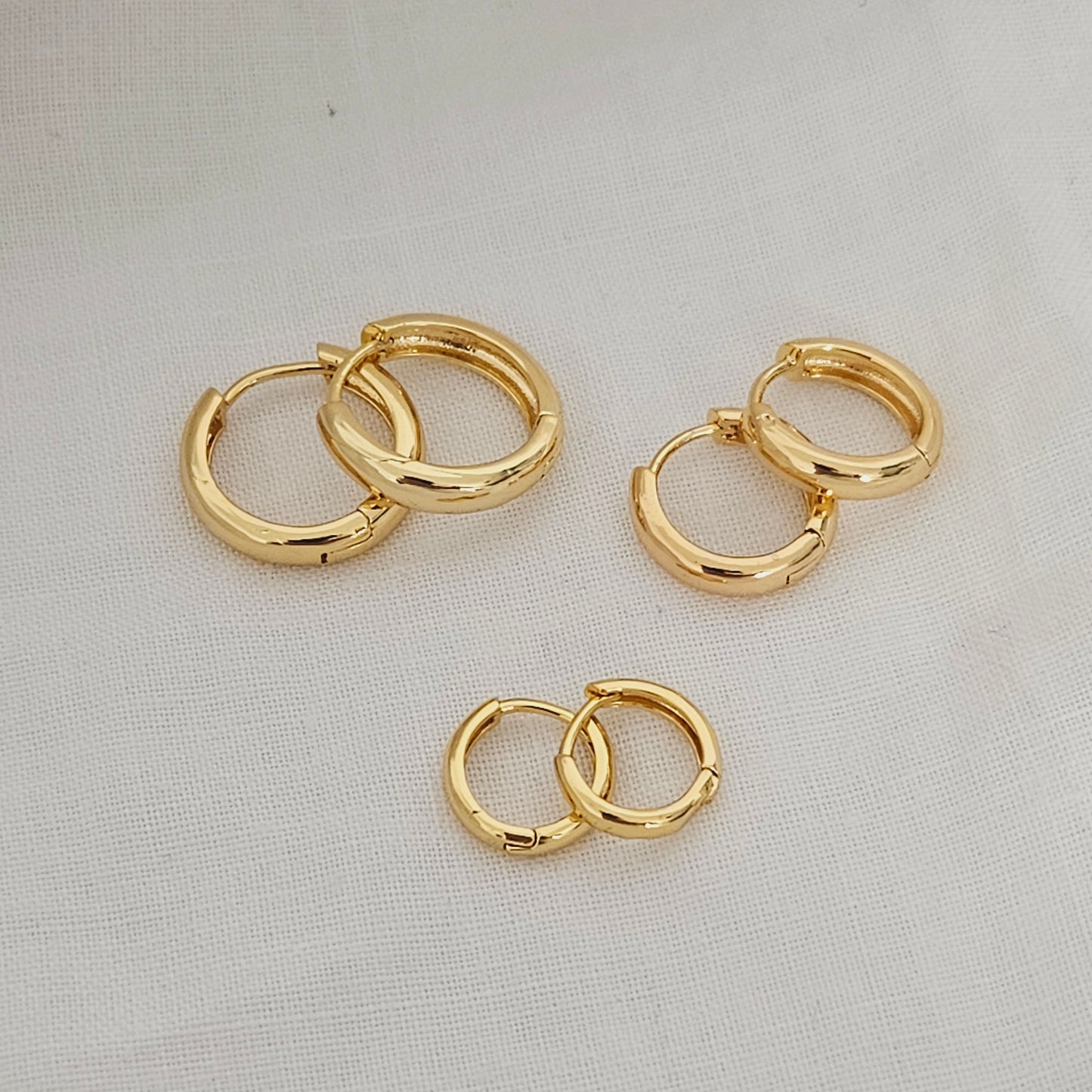 Simple Thick Huggie Hoop Small Hoop Tiny Hoop Earrings Gold Thick Huggie Hoop Earrings