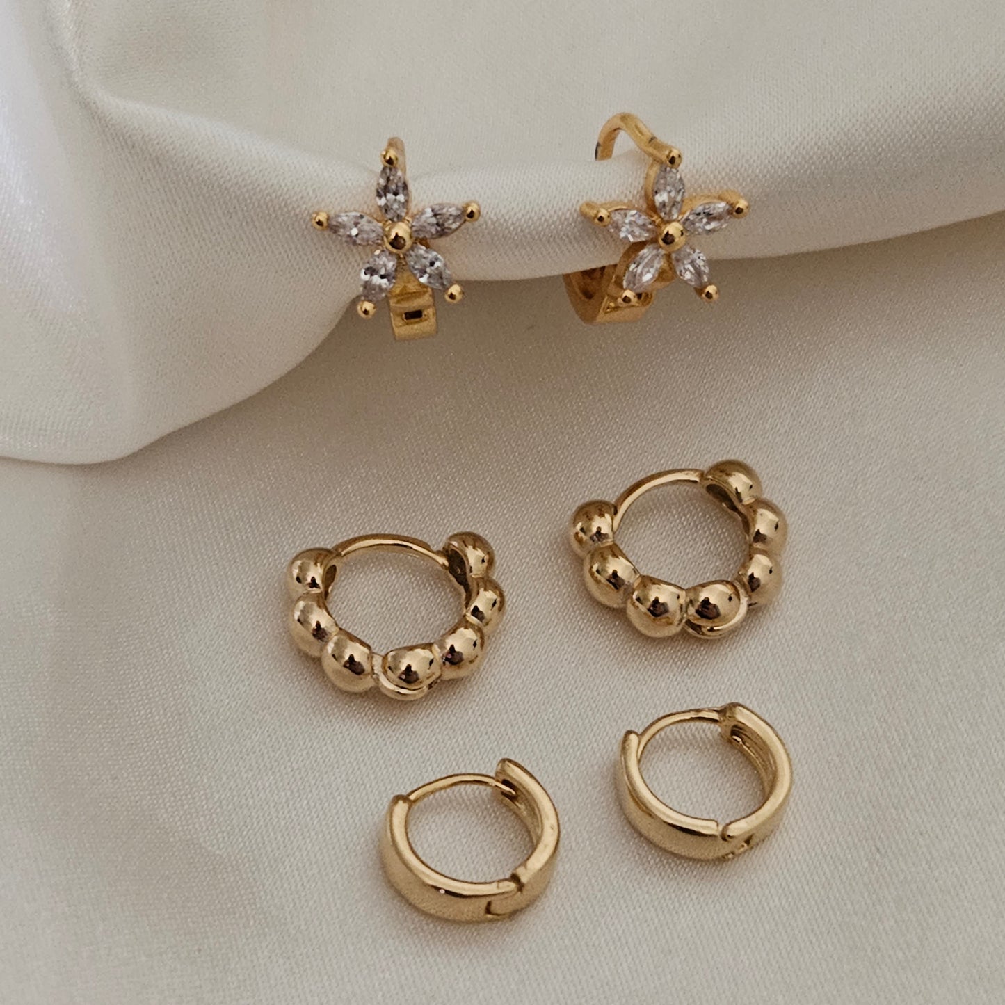 Alaia Small gold filled Hoop Earring Set Minimalist Earrings