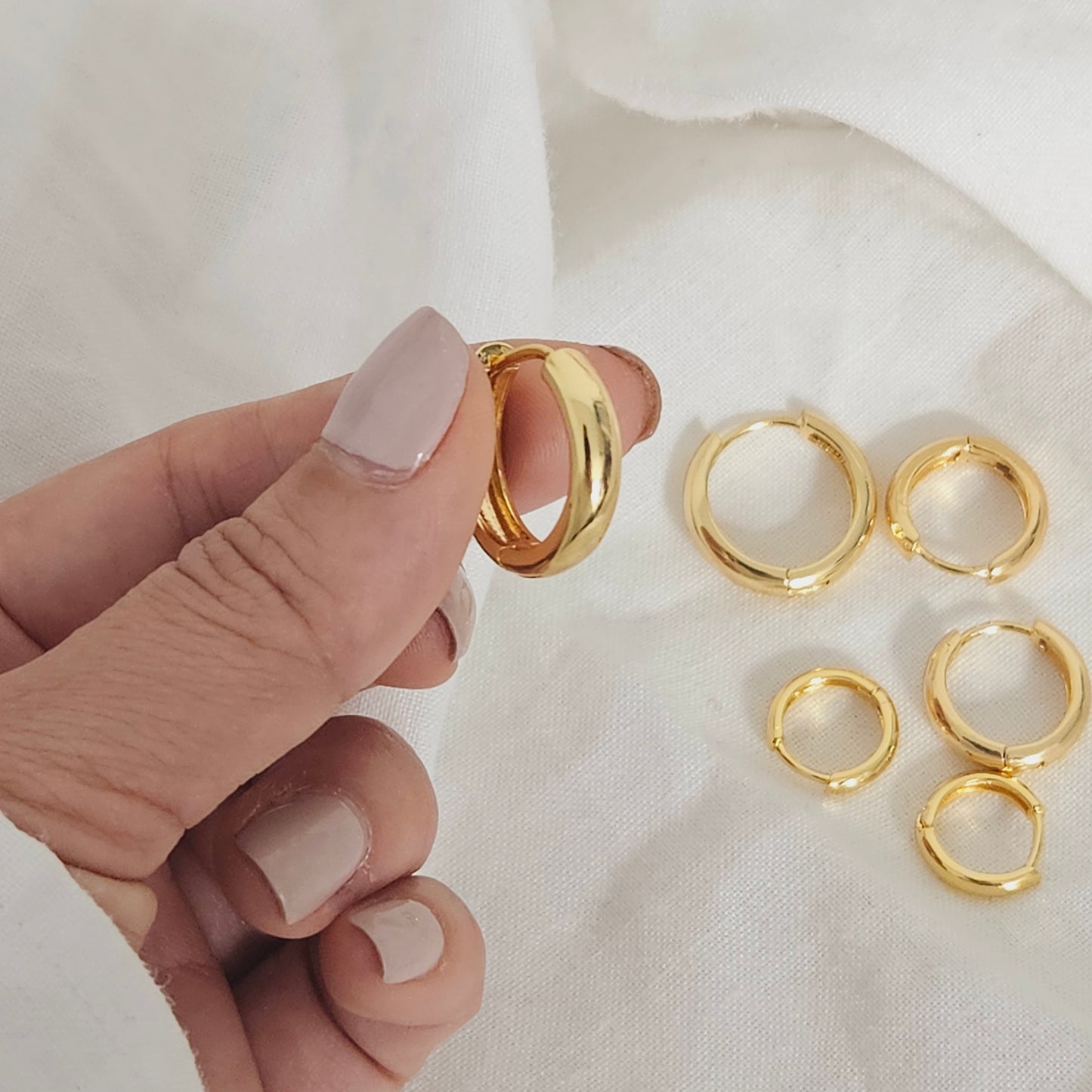 Simple Thick Huggie Hoop Small Hoop Tiny Hoop Earrings Gold Thick Huggie Hoop Earrings