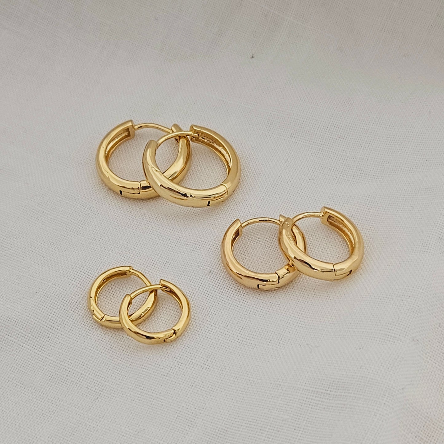 Simple Thick Huggie Hoop Small Hoop Tiny Hoop Earrings Gold Thick Huggie Hoop Earrings