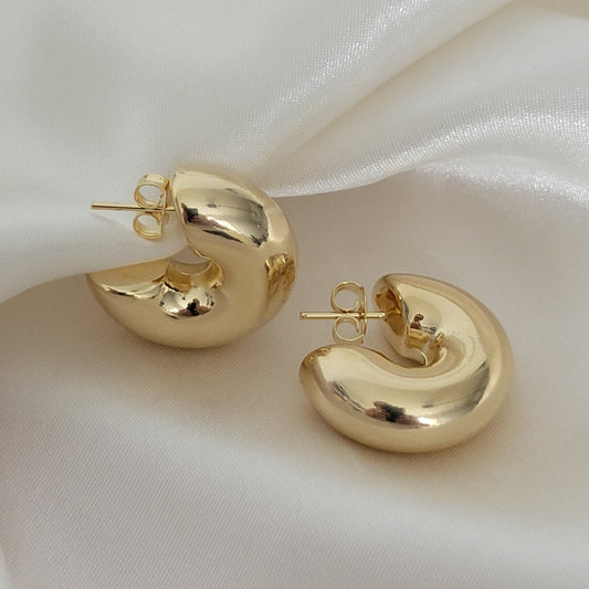 Chunky Hoop Earrings,Lightweight Hoop, 18K Gold Filled, Water Safe