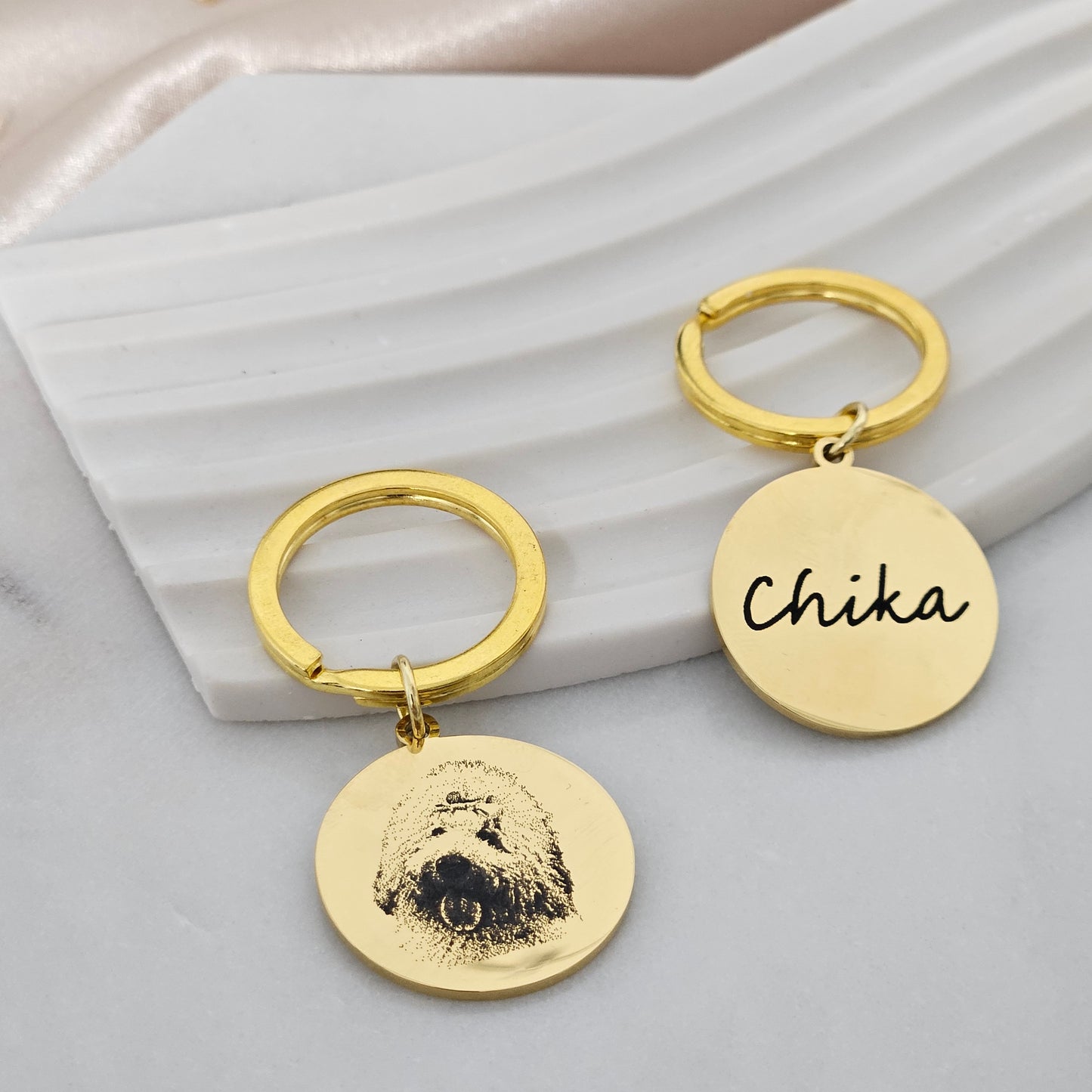 Custom Keychain with  Personalized Engraving Photo/Text/Dog