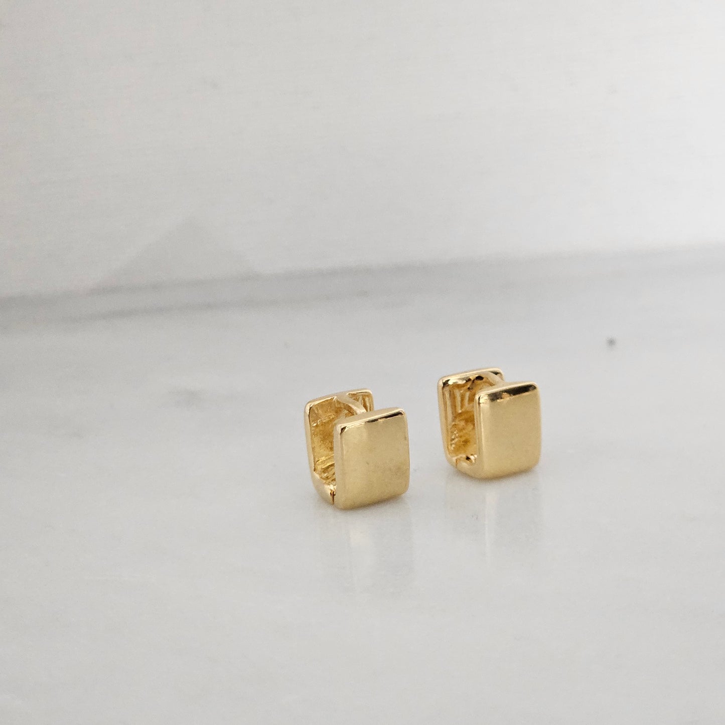 Square Viky Hoop Earrings Gold Huggie Earrings Geometric Earrings