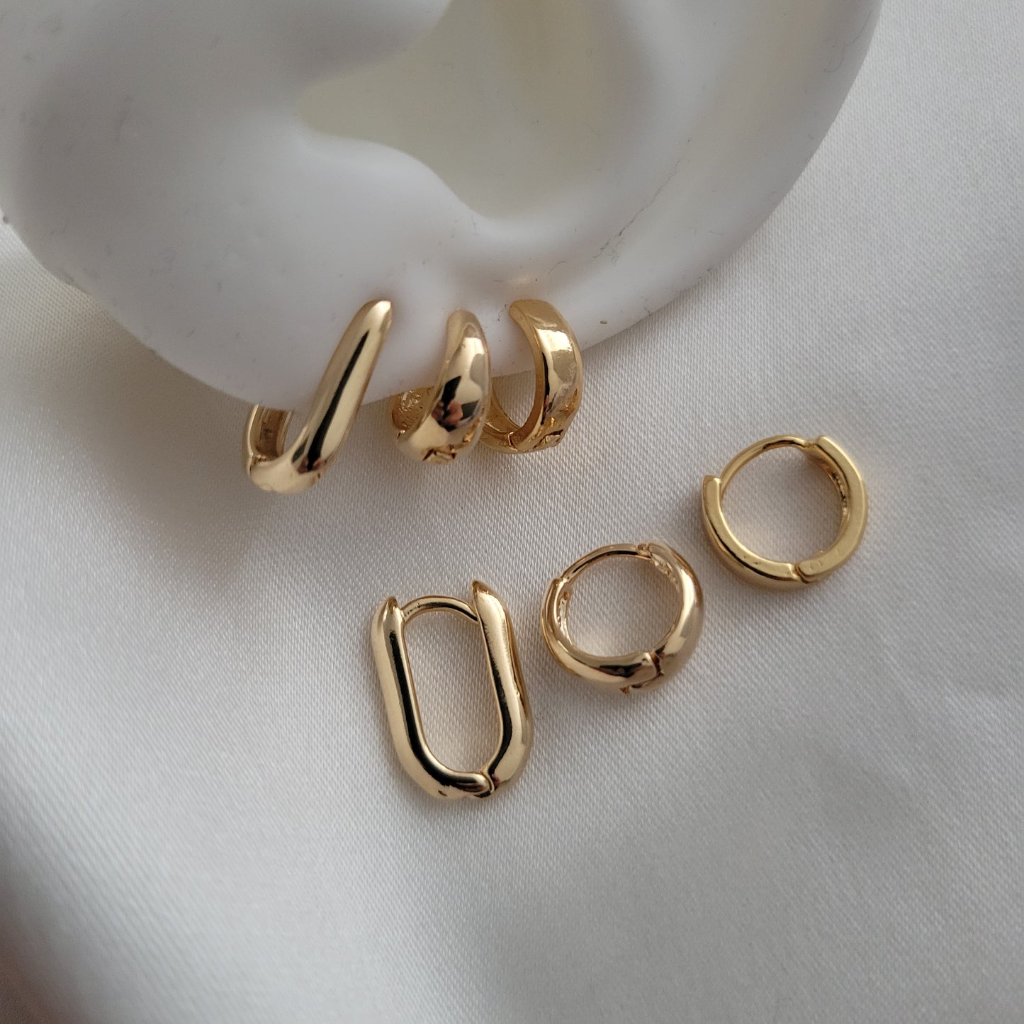 Lulu Tiny 18k Gold Filled Gold Hoop Set, 3 Pair Gold Hoop Earrigs